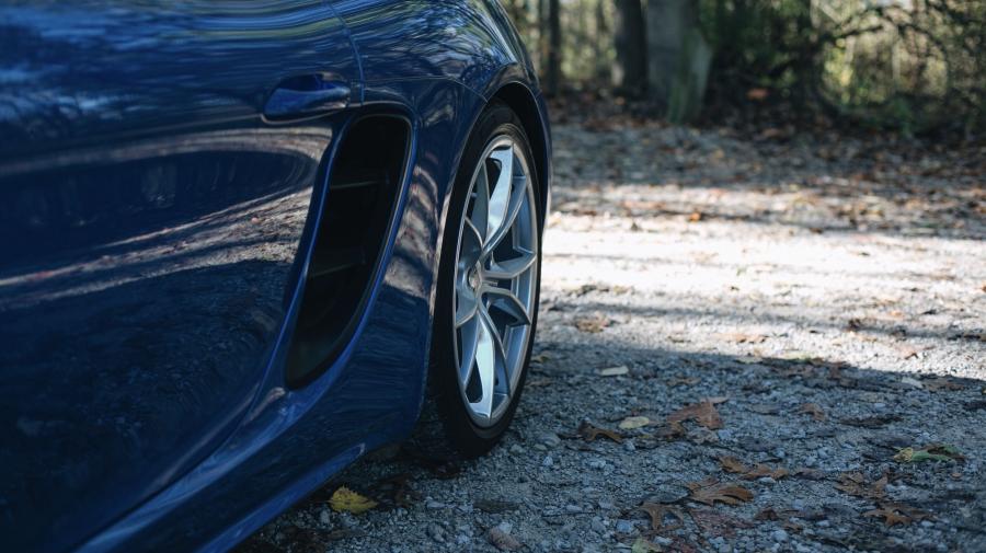 Детали экстерьера Porsche 718 Cayman S 2016 года  (NA) (фото 28 из 36)